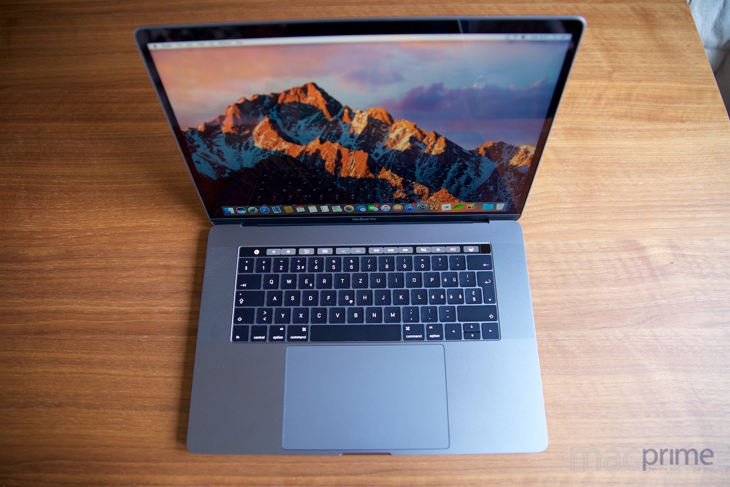 Lässt sich sehen: das edle MacBook Pro in Space Grau
